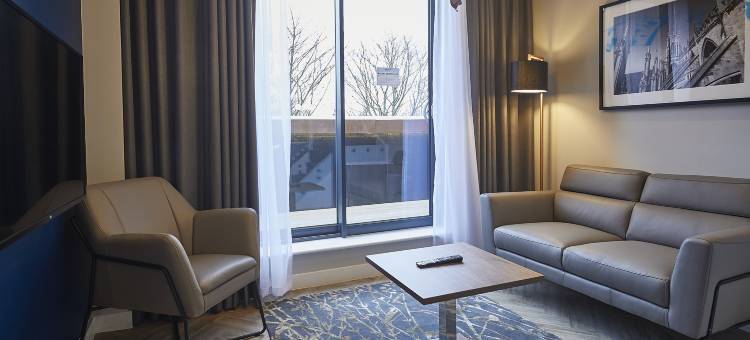 约克城罗姆兹酒店(Roomzzz York City)图片