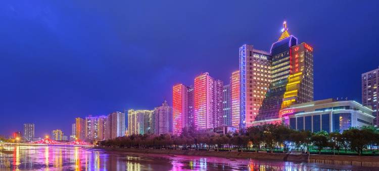 库尔勒梨城花园酒店图片
