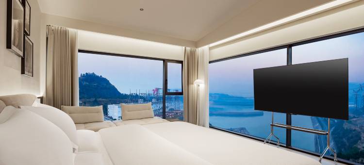 拾伍月舍·Moon|近距瞰坝·江景民宿(宜昌三峡大坝观景台店)图片