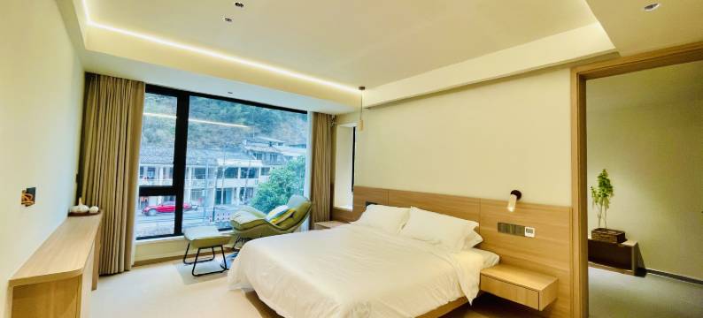 雁荡山见山云舍图片