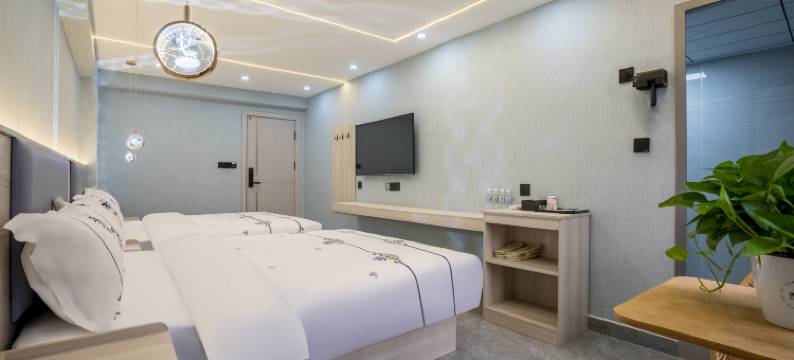 昆明云晨旅宿(云南省第一人民医院南屏街店)图片