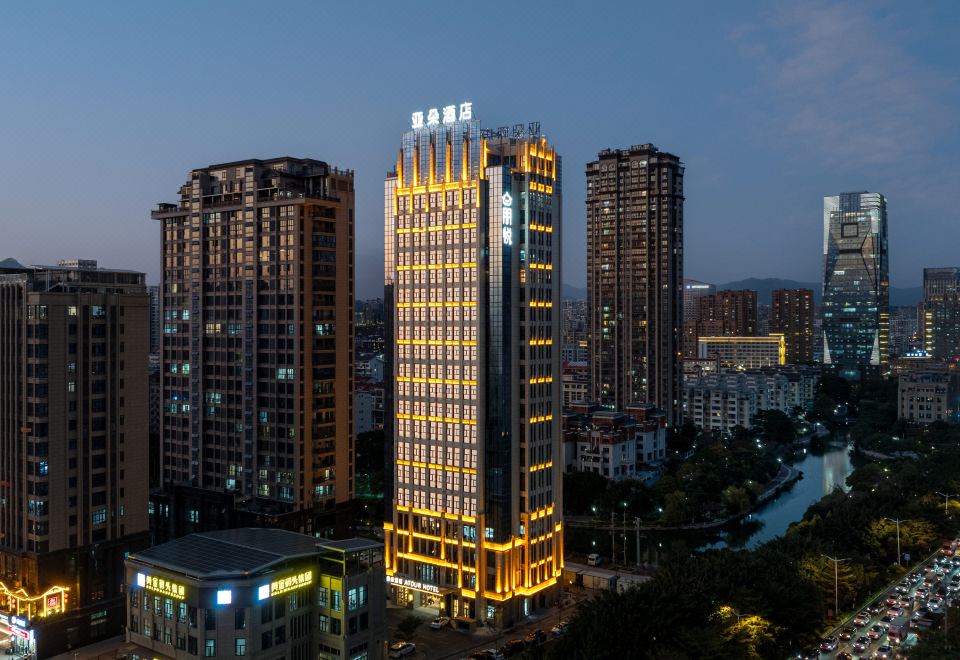 莆田文献东路玉湖亚朵酒店外景图