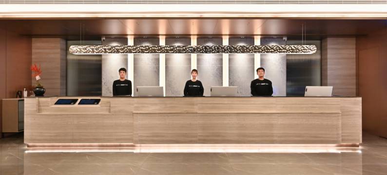 沈阳太原街民主广场亚朵酒店图片