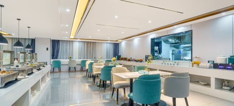 希岸·轻雅酒店(鹰潭市民广场店)图片