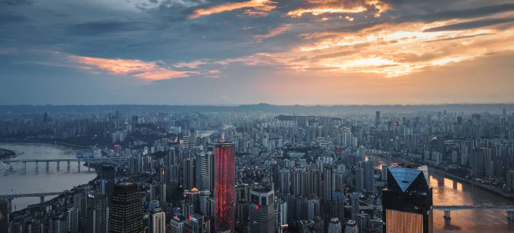 重庆千合日善高空江景酒店图片