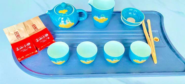 新卓成大酒店(云浮益华广场蟠龙天湖店)图片