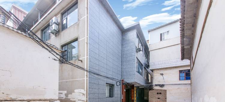月路客栈(大理白族自治州人民医院店)图片