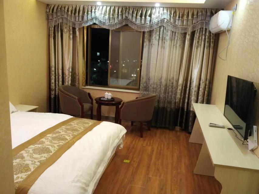 Gyirong Kunsa Hotel Over view