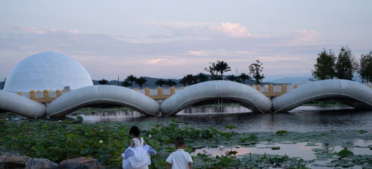信阳星宿川沙滩营地图片