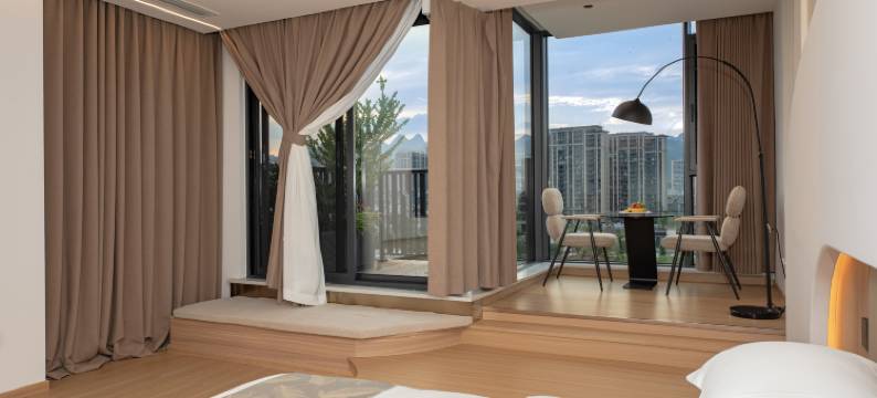 江畔壹号 Starry 180°超一线江景·轻奢度假民宿 (荔波古镇店)图片