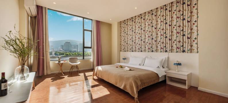 大理臻悦海景酒店(洱海公园店)图片