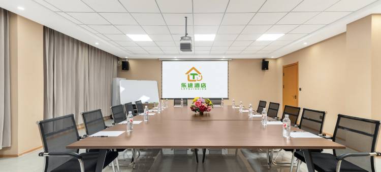 乐途酒店(吐鲁番鄯善新城东路盛世财富广场店)图片