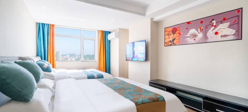 望海·沐光民宿(大连火车站东关街历史文化街区店)图片