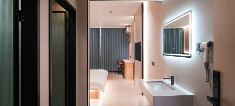 鑫盈宾馆(梅苑小区地铁站武昌火车站店)图片