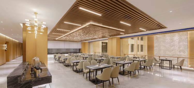馨悦酒店(阿克苏金兰广场店)图片