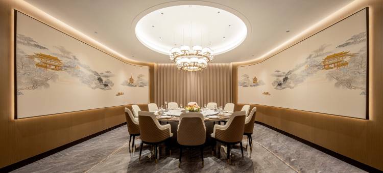 蓝洋林顿酒店(赛罕政府师大店)图片