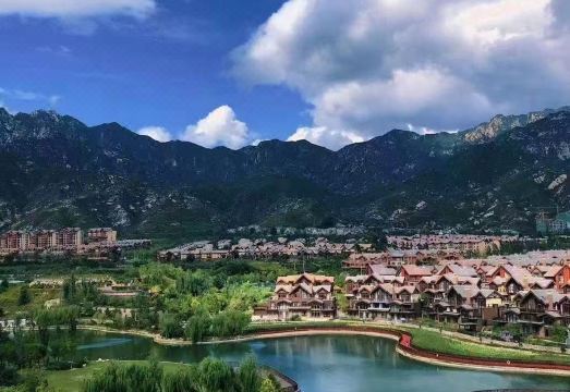 叁叁谷雨酒店（奥伦达原乡美利坚店）外景图