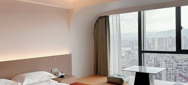 闽江之星·影音轻居(福州上下杭达道地铁站店)图片