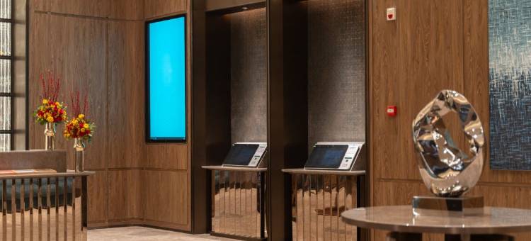 艺龙安云酒店(海口骑楼老街解放西路店)图片