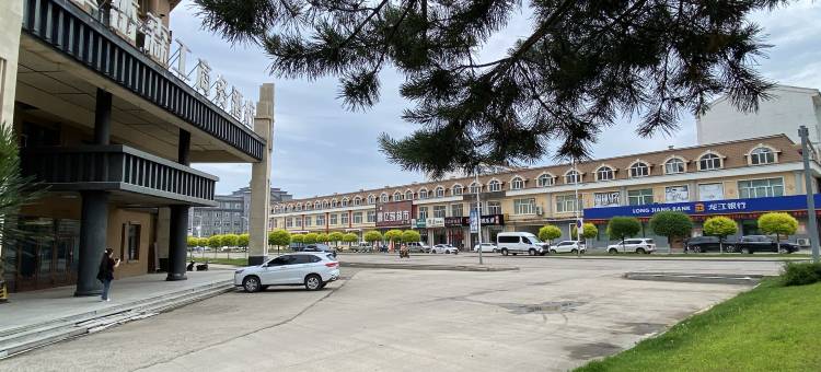 翠峦森工商务酒店图片