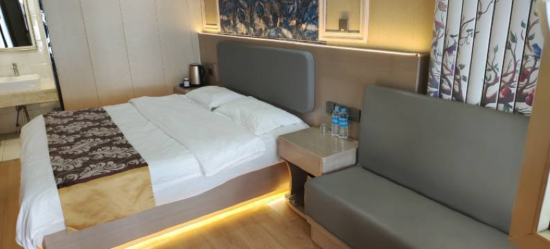 湟源开元假日宾馆图片