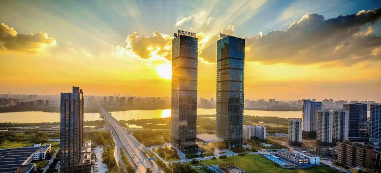 兰兹酒店(南昌艾溪湖东地铁站店)图片