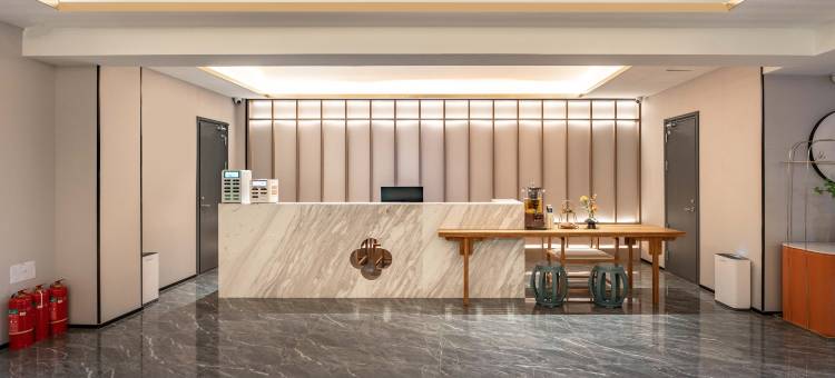 陌上轻居酒店(洛阳火车站应天门地铁站店)图片