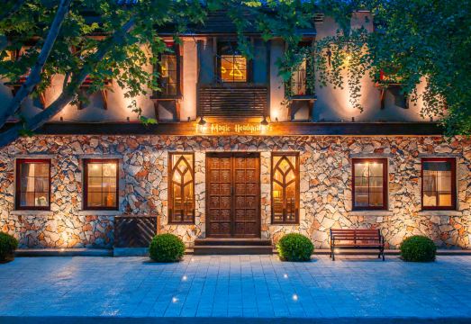 Sleep Magic Headquarters Homestay over view
