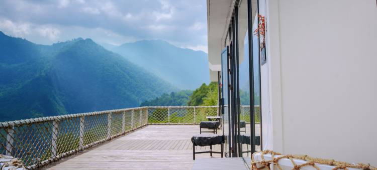 达瓦更扎山屿四季好民宿图片