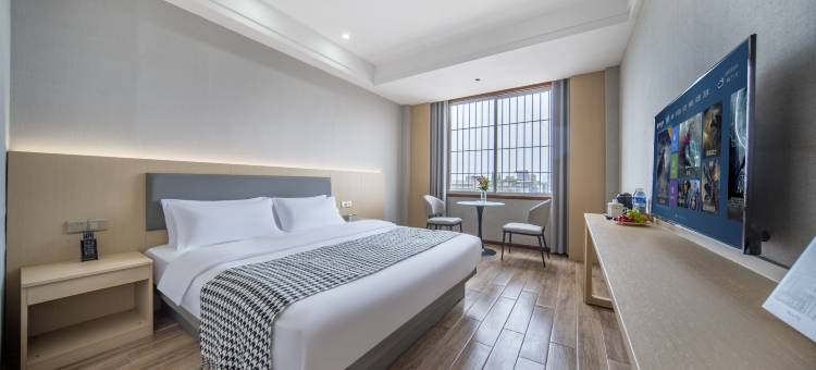 云轻居酒店(夹江时代广场店)图片