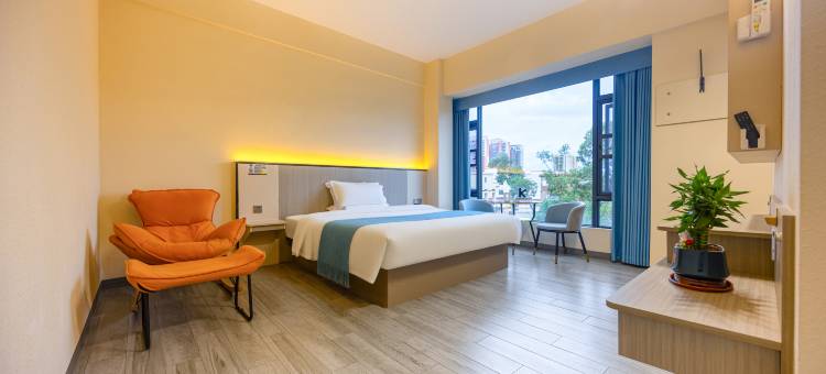 城市故事酒店(罗定市实验中学店)图片