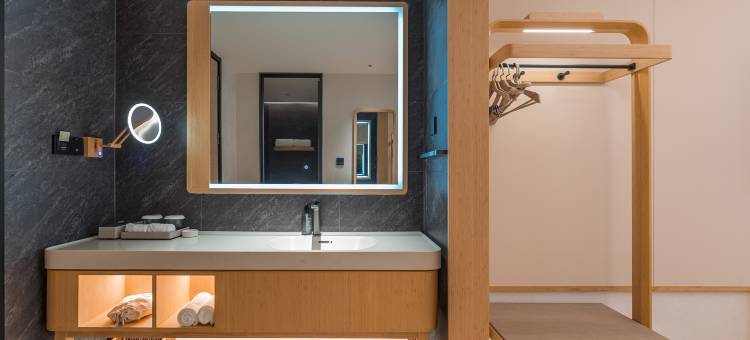 建国璞隐酒店(黄冈罗田天堂寨景区店)图片