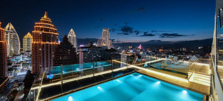 艺朵云端酒店(告庄西双景星光夜市店)图片