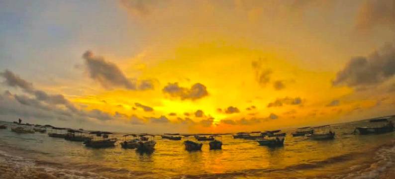 The Blue Crab Beach Hotel图片