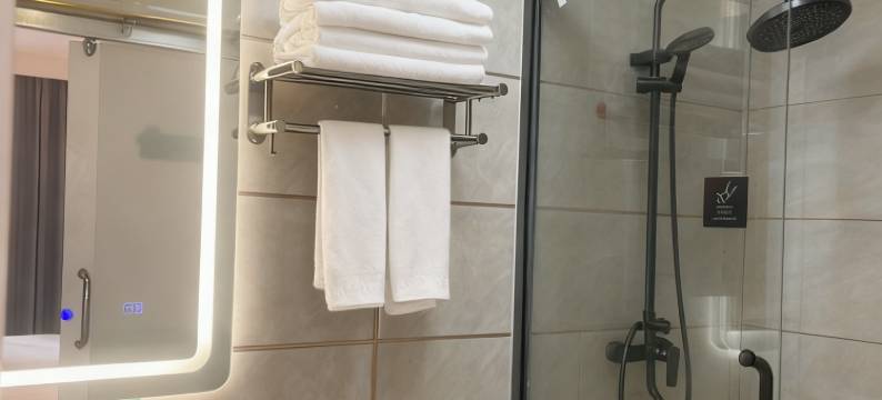 贵阳风景印向酒店(花溪公园店)图片