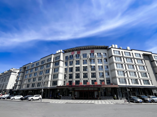 集安易居智慧酒店(集安大吉他主题广场集安政府店)
