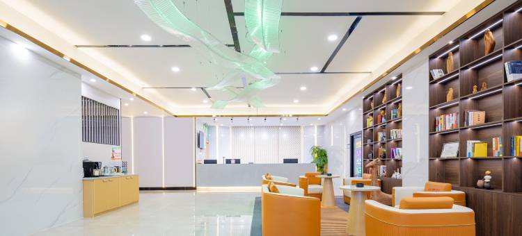 含舍·美素国际酒店(精河生态园店)图片