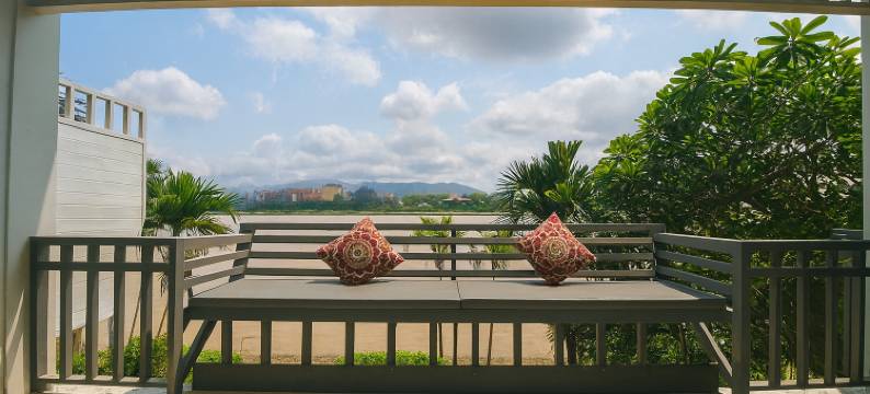 River Breeze Chiangsean图片