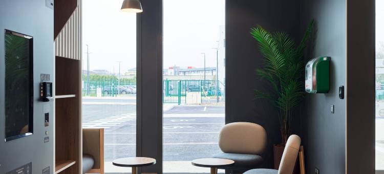 塞尔吉圣克里斯托弗车站B&B住宿加早餐酒店(B&B HOTEL Cergy Saint-Christophe Gare)图片