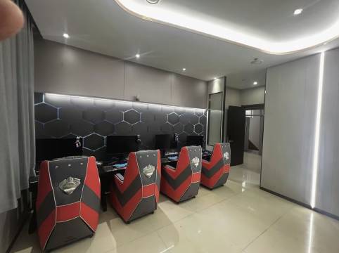 襄汾休闲电竞公寓