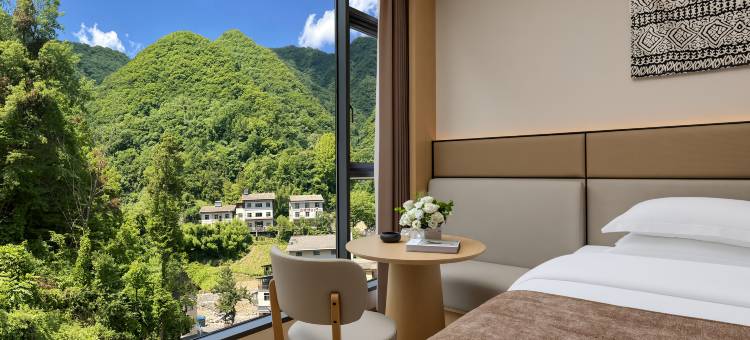 云起·见山|Retreat·度假美宿(神农架木鱼镇店)图片