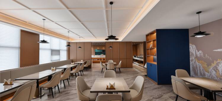 LAUNCEY·澜C酒店(宝鸡高铁南站店)图片