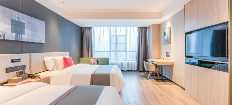 伟翔智选酒店图片