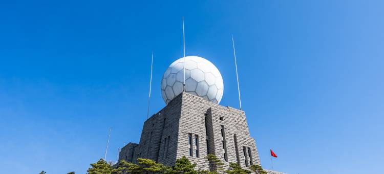 黄山光明顶山庄图片