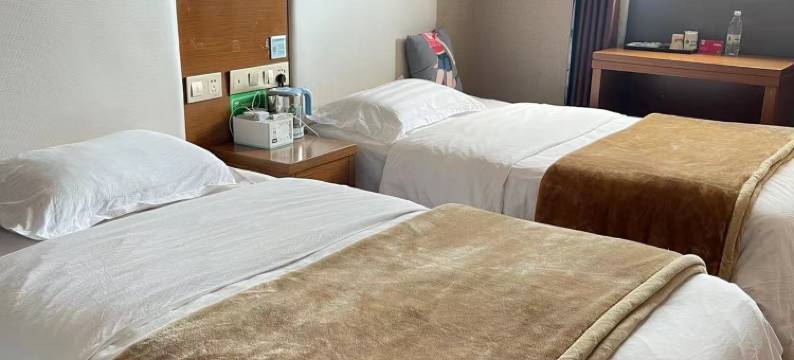 昭通盛苑酒店(市一中店)图片