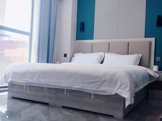 龙苑宾馆(信阳小明河公园明港镇第二初级中学店)