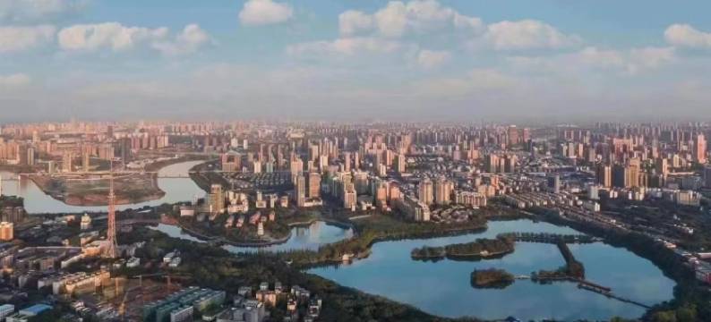 长沙云希高空江景套房酒店图片