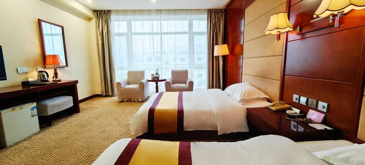 集安市华明假日大酒店图片