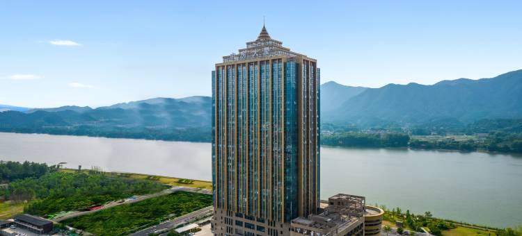 桐庐富春江瑰礼酒店图片
