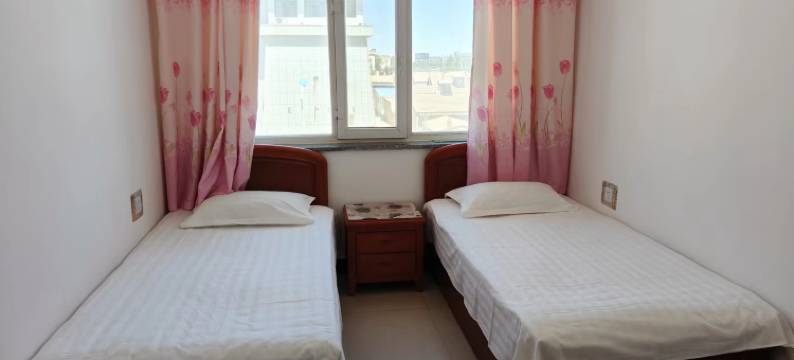 额济纳旗胡杨缘家庭宾馆图片